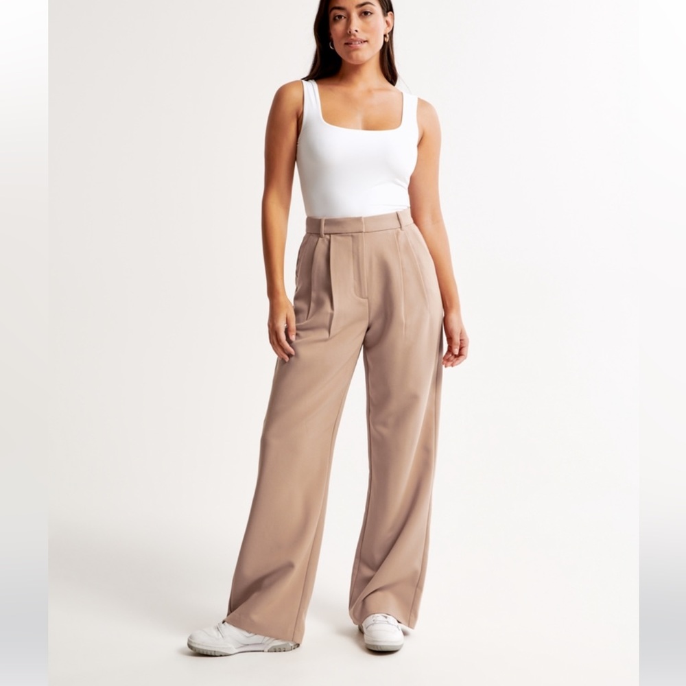 Curve love Sloan Tailored pant tan Sshort